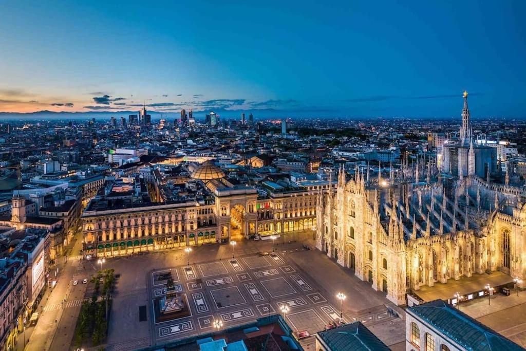 Appartamento Brera-Moscova Duomo 15 Minuti A Piedi Milano Esterno foto